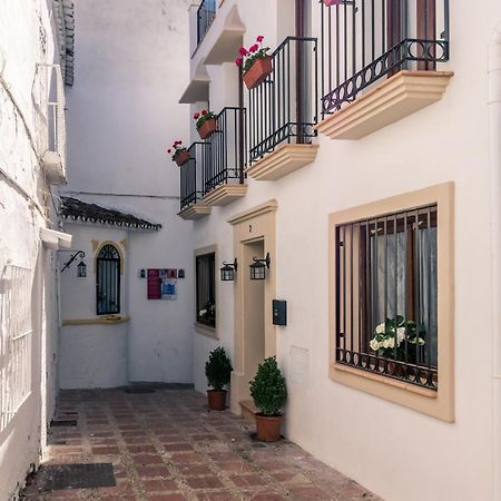 The Carpenter'S Boutique Apartments Marbella Exterior foto