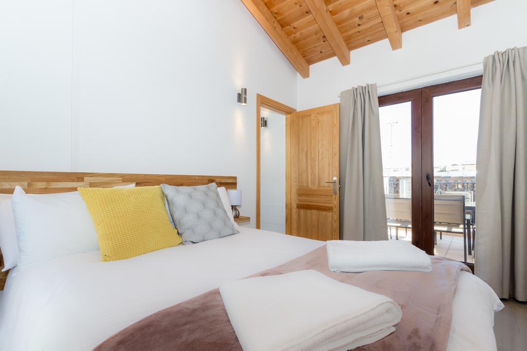 The Carpenter'S Boutique Apartments Marbella Habitación foto