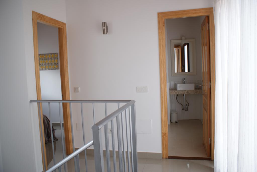The Carpenter'S Boutique Apartments Marbella Habitación foto