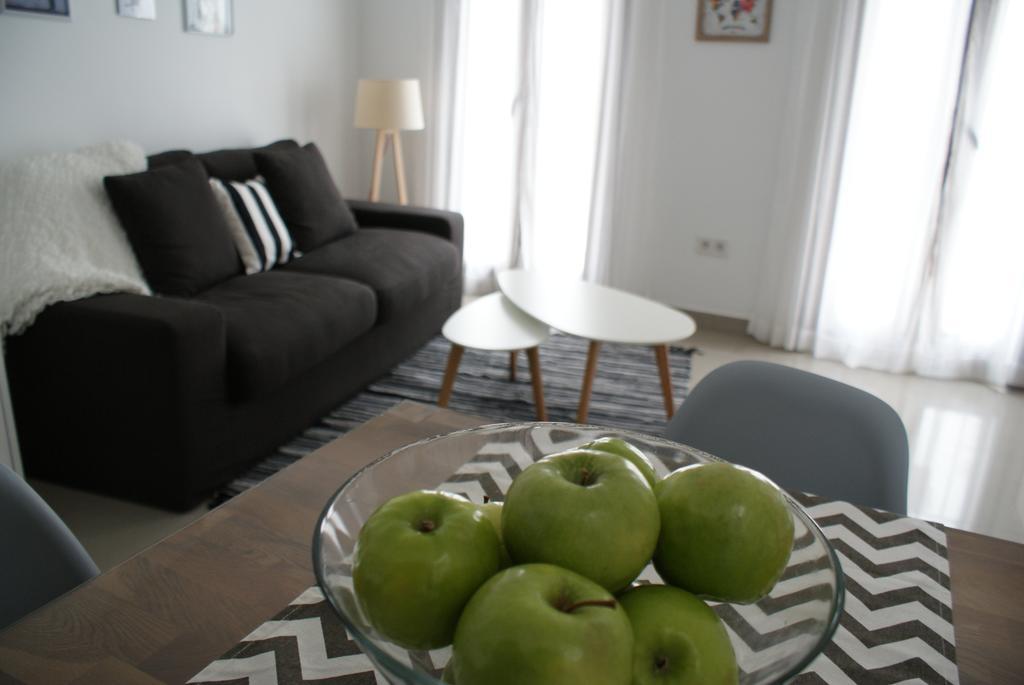 The Carpenter'S Boutique Apartments Marbella Habitación foto